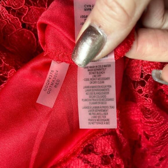 GUESS Bright Red Women's Bodycon Lace W/Flounced Tiered Hem Size 8 - Picture 15 of 16